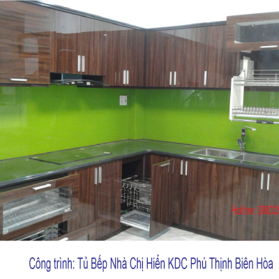 Tủ bếp nhựa  đặc acrylic bóng kính