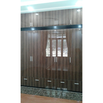 Tủ quần áo laminate