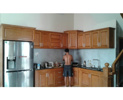 Tủ bếp gõ đỏ